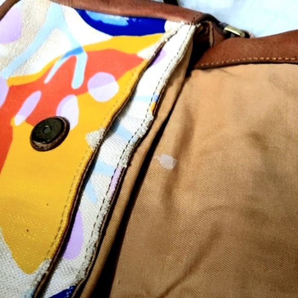 Fossil Preston Flapover Multicolor Floral Canvas Leather Trim Crossbody Bag - Picture 4 of 8